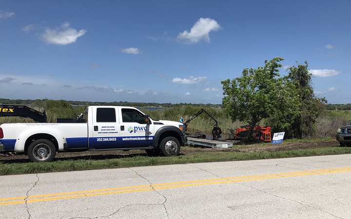 Silver Lake Cleanup in Leesburg